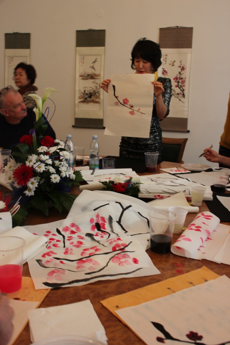 Workshop of the Korean Traditional Painting, Ostrava Museum (Medium)